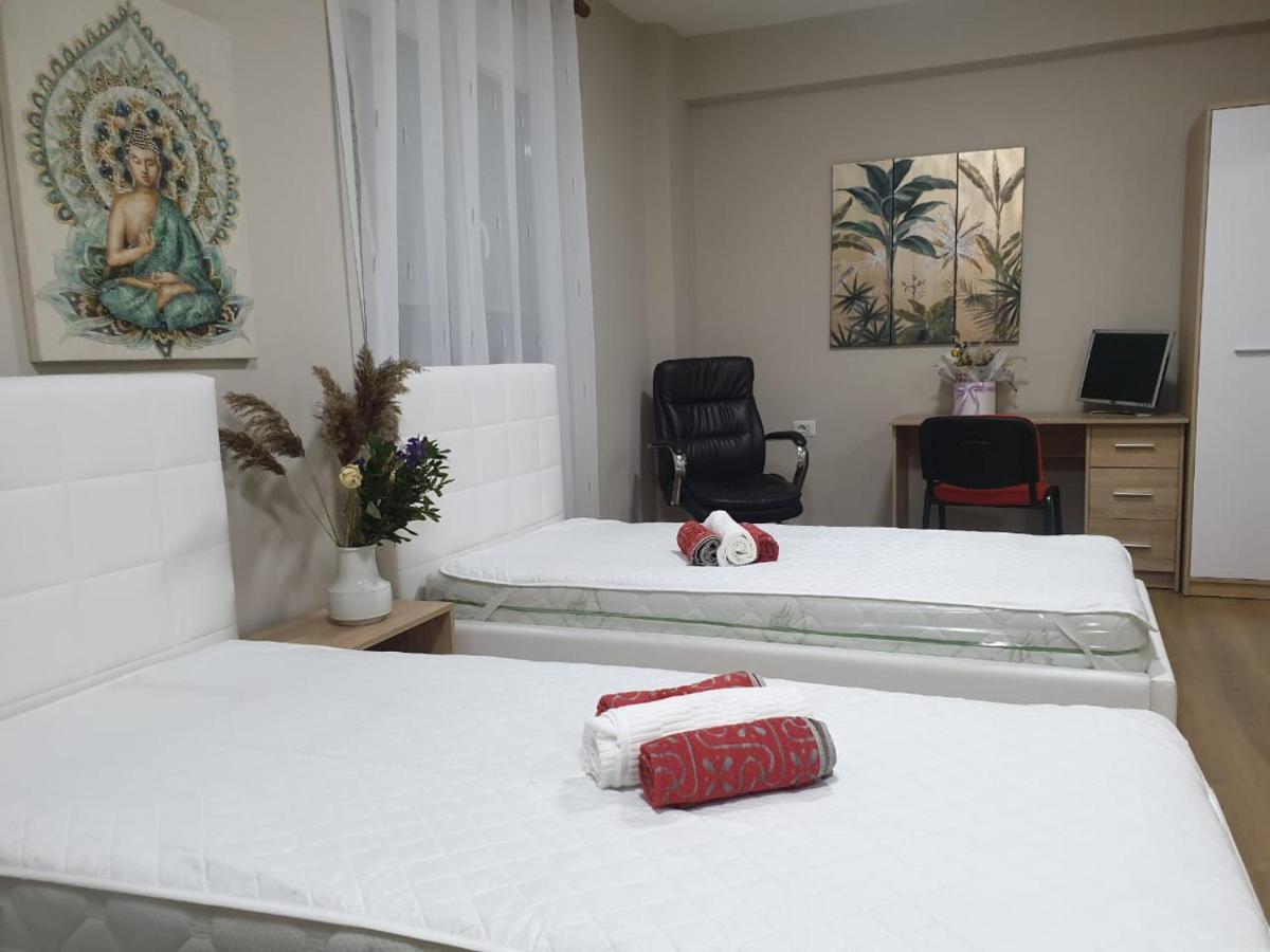 Lovely Apartment On Tirana City Center Exteriör bild