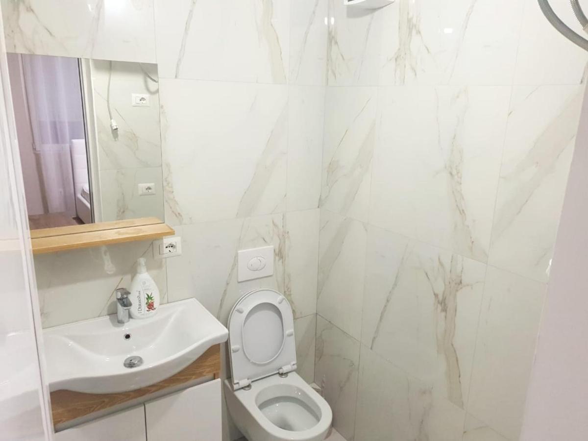 Lovely Apartment On Tirana City Center Exteriör bild